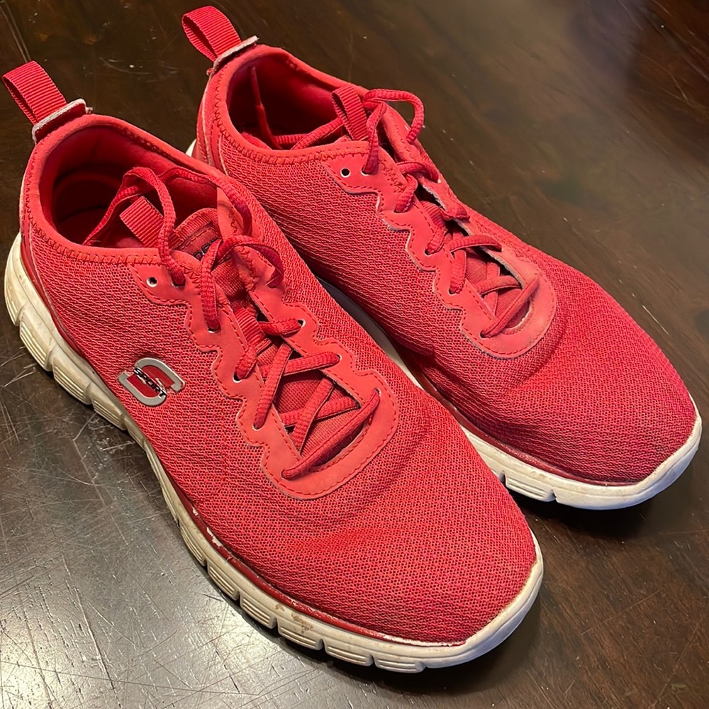 Mens Size 9 Sketchers
